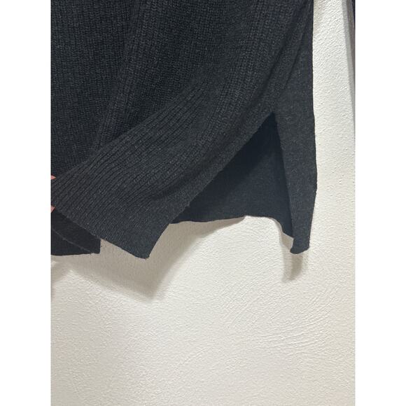 Theory Lightweight Soft Wool Tunic V-Neck Sweater M Black Designer Quite Luxury - Picture 3 of 13